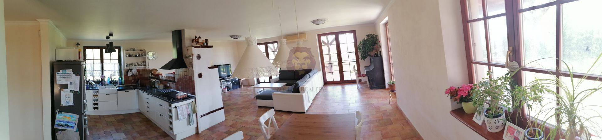 NA PREDAJ VIDIECKY RODINNÝ DOM V HORNÝCH OREŠANOCH