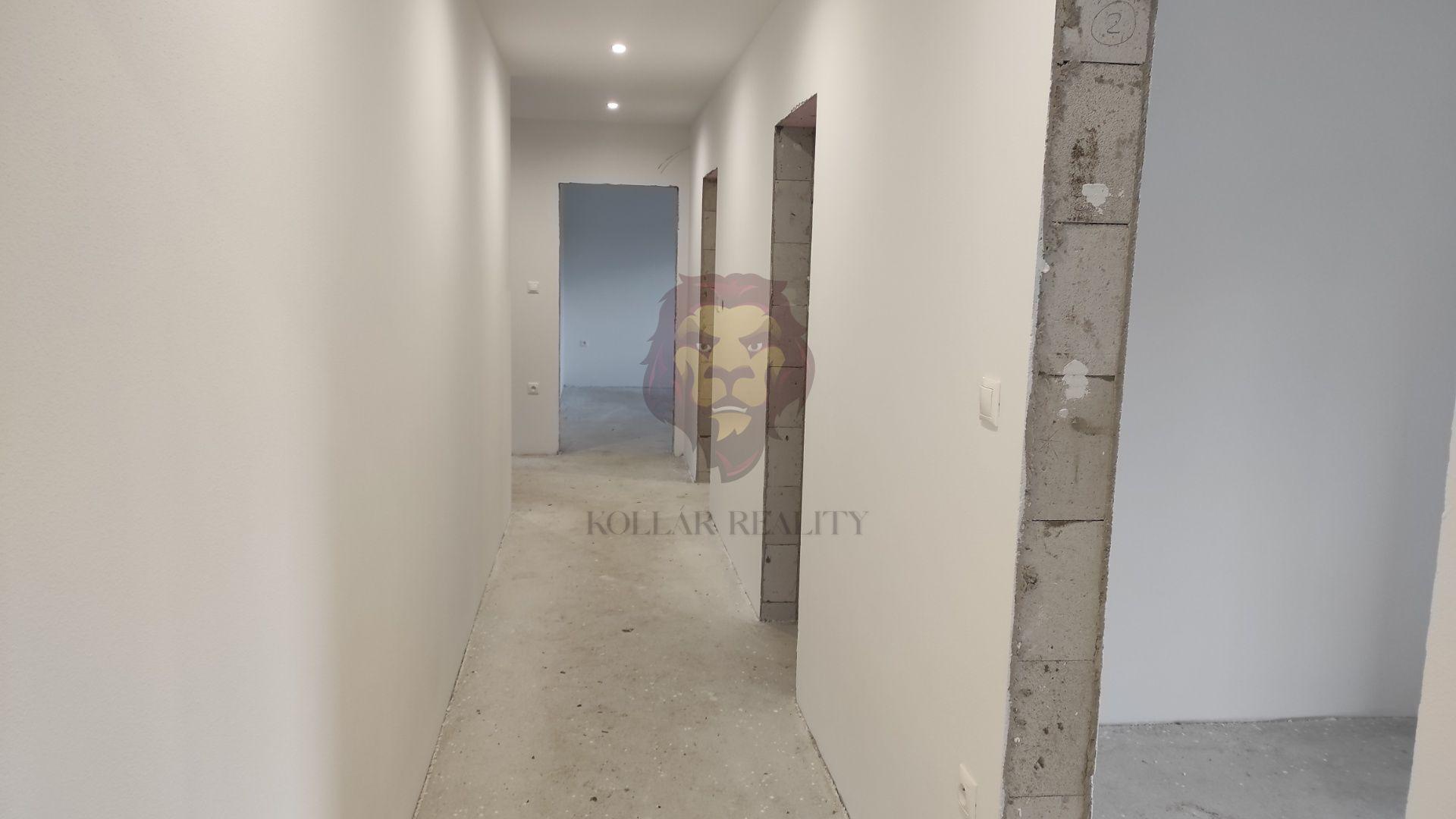 NA PREDAJ RODINNÝ DOM - NOVOSTAVBA - BYSTRIČANY 4-IZBOVÝ , 488m2 POZEMOK