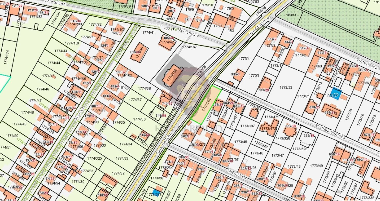 NA PREDAJ POZEMOK V MADUNICIACH