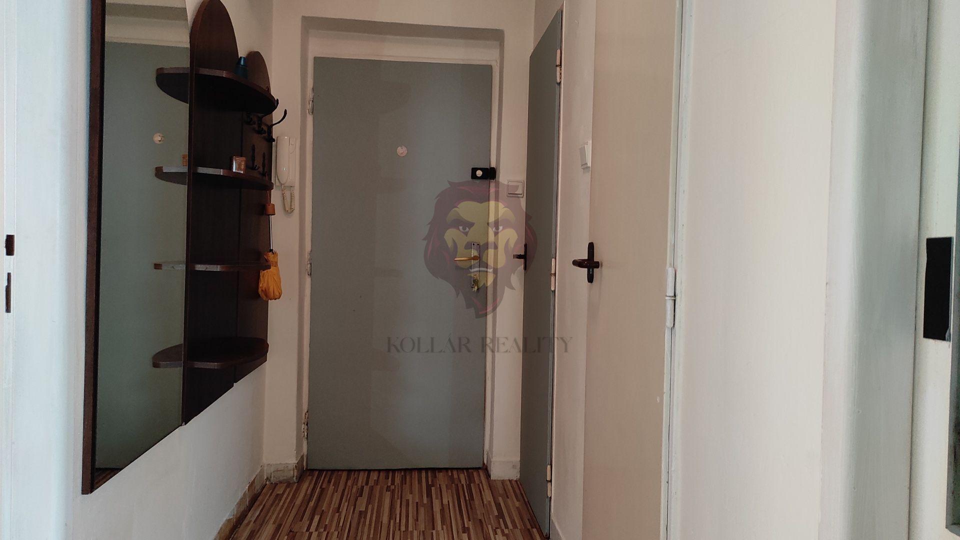 NA PREDAJ PRIEVIDZA , Š.KRÁLIKA 3 izbový