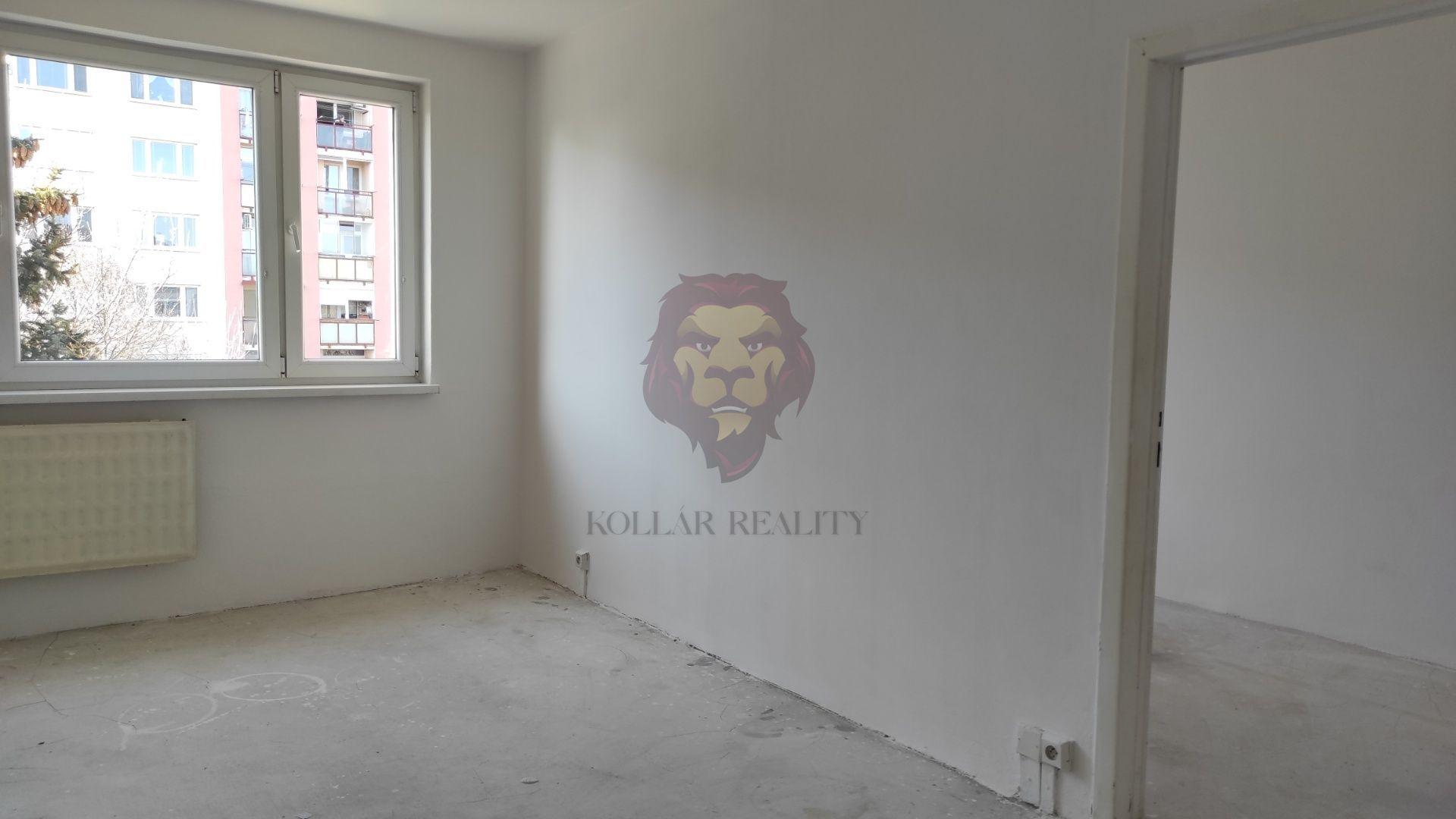 NA PREDAJ PRIEVIDZA , J.FRANCISCIHO 5 IZBOVÝ , 94m2