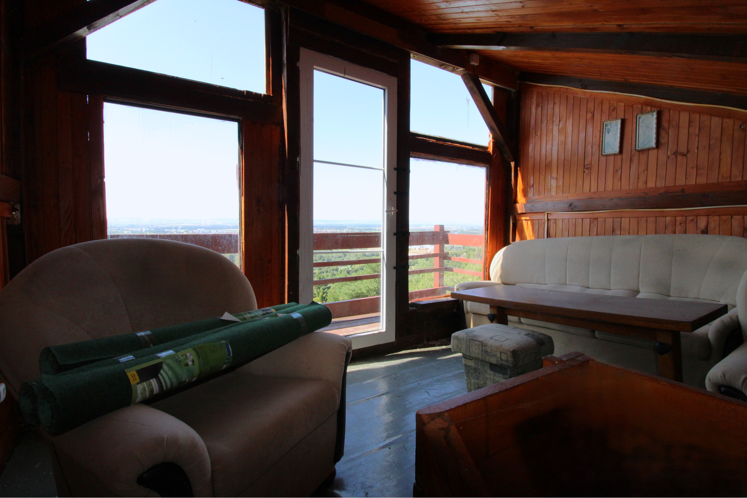 NA PREDAJ - Chatka s pekným výhľadom na Šianci