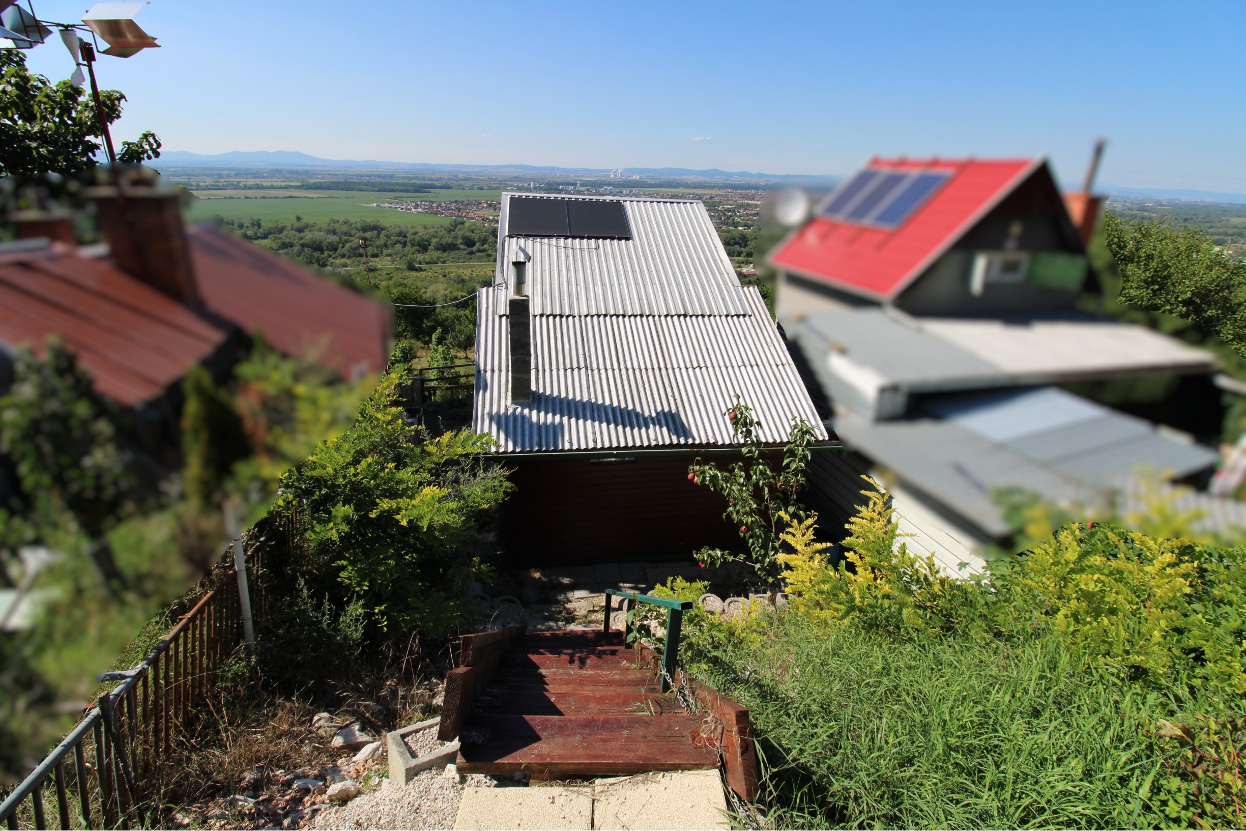 NA PREDAJ - Chatka s pekným výhľadom na Šianci