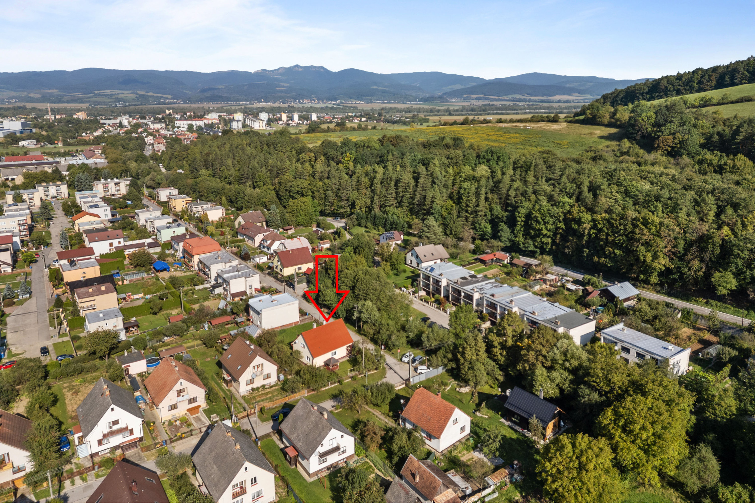 REZERVOVANÉ   4-izbový rodinný dom v Ilave so záhradou