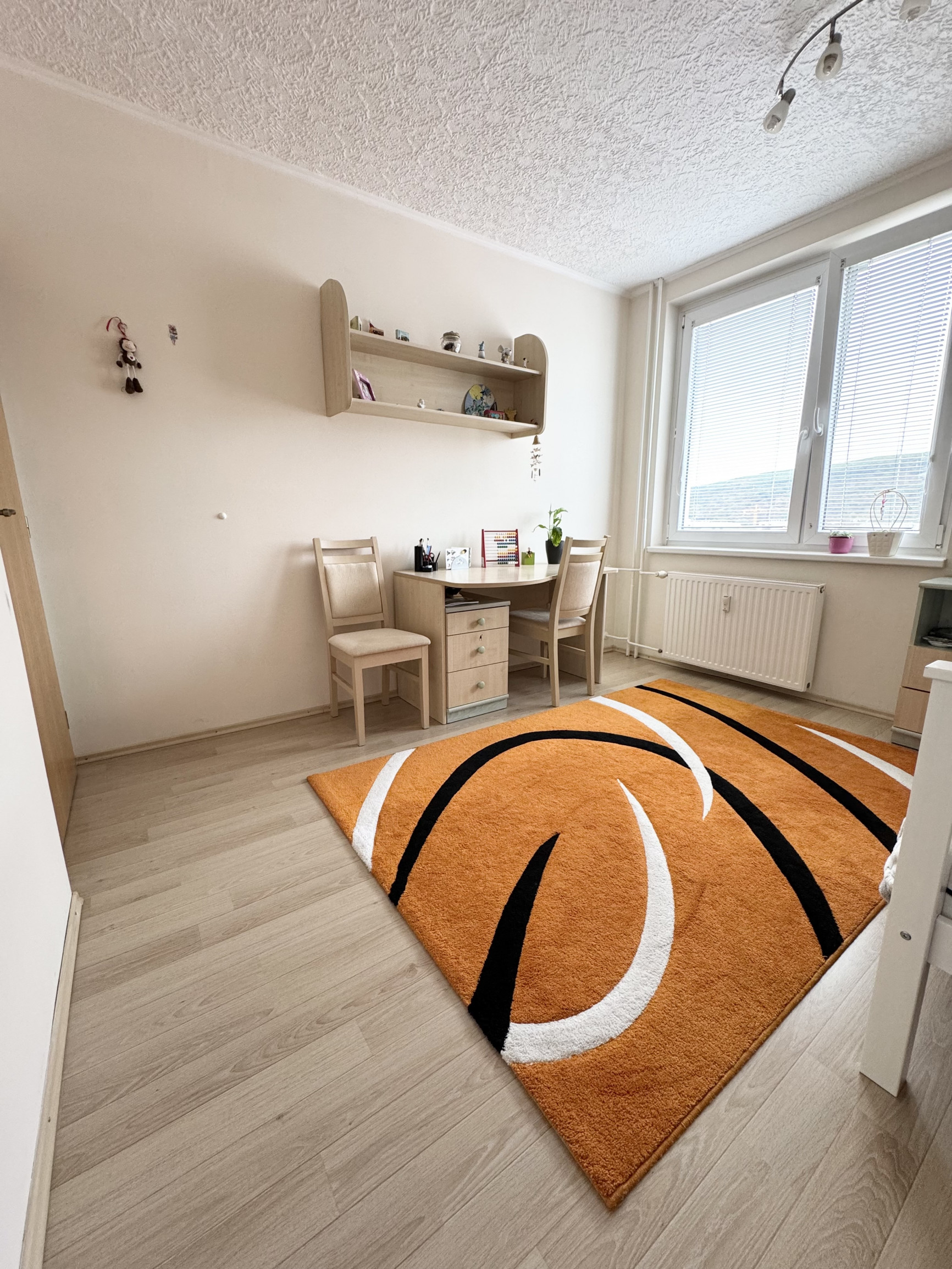 Rezervované  slnečný 77m2 - 3 izbový byt Trenčín