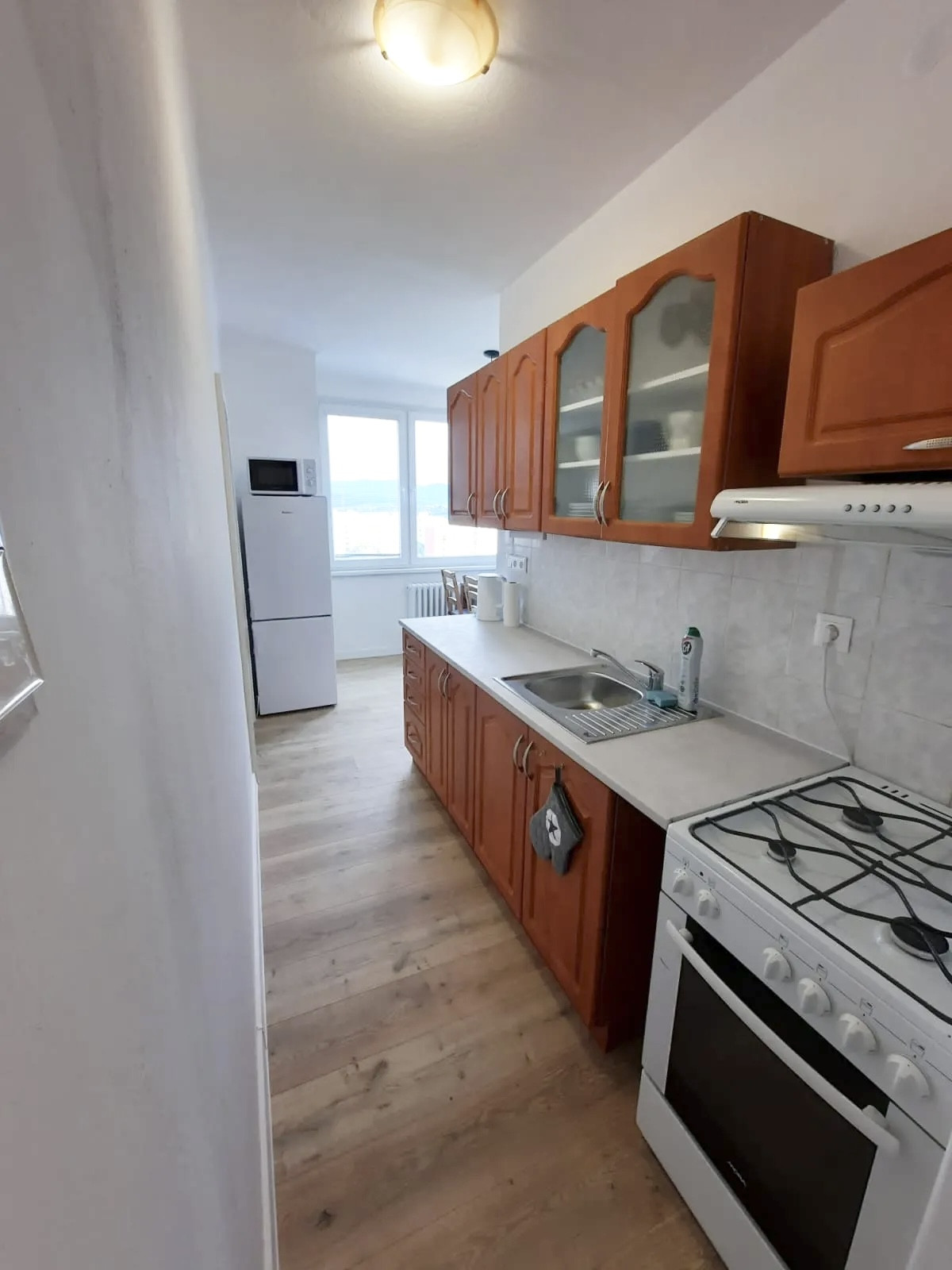 Na prenájom 2-izbový byt – Trenčín, Juh (Saratovská ulica)