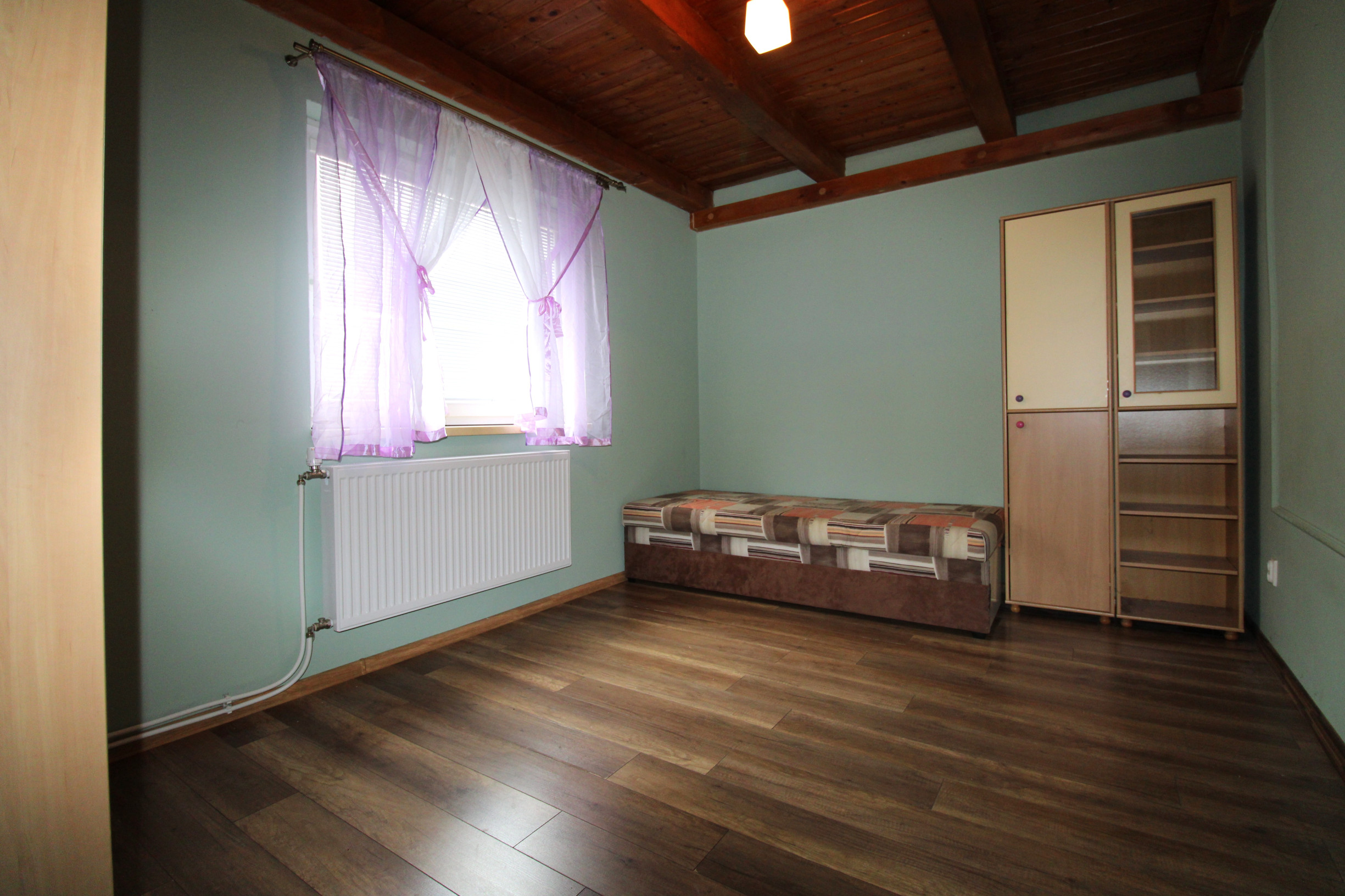 NA PRENÁJOM - Rodinny dom v Zemianskych Sadoch