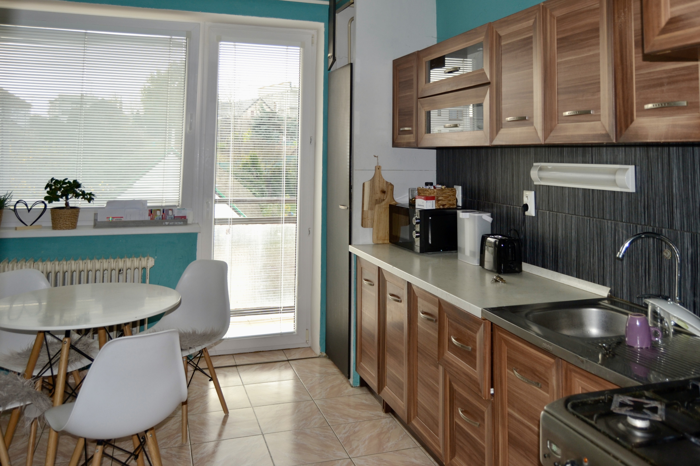 NA PREDAJ 3-IZBOVÝ BYT V PASTUCHOVE