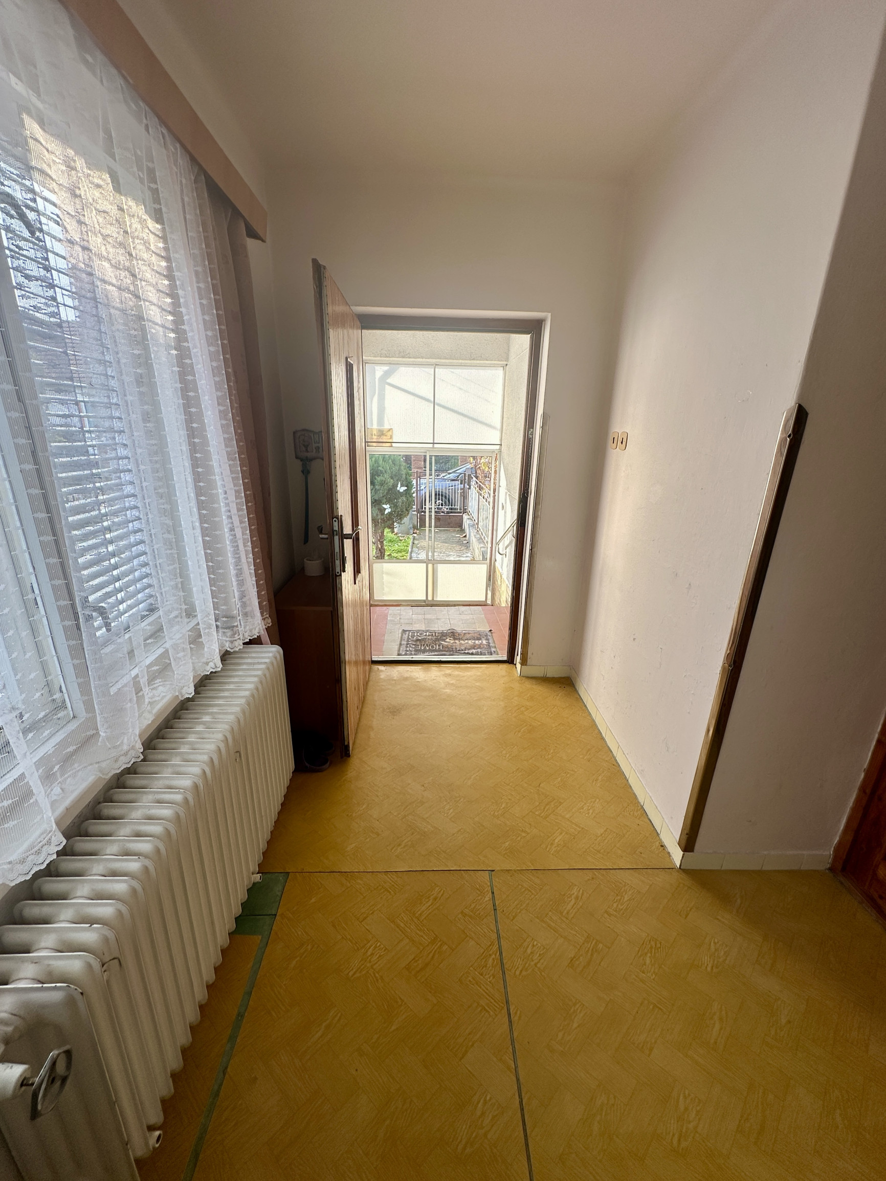 Na predaj: tehlový rodinný dom v Čachticiach.