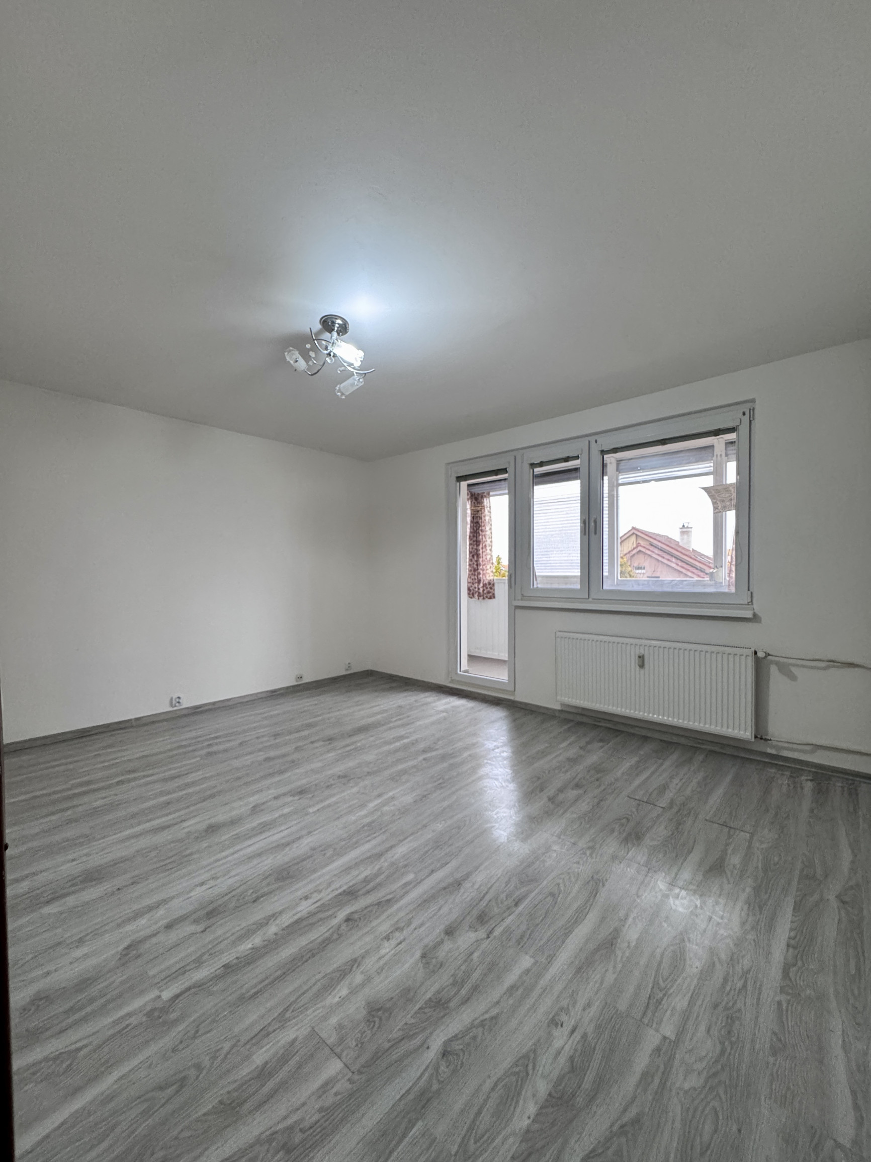 Prenájom Nové Mesto nad Váhom, Športová ulica 1 poschodie