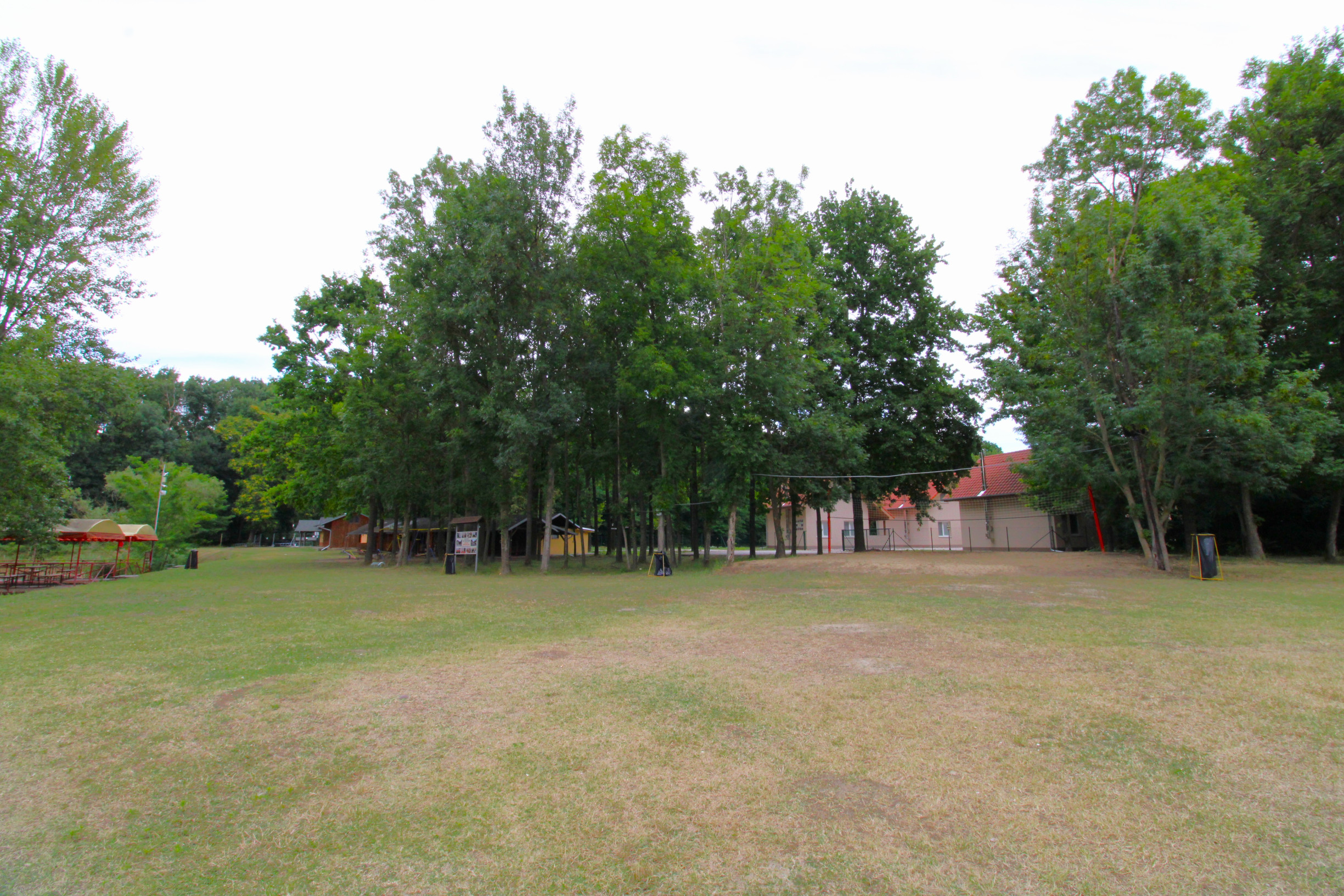 NA PREDAJ - Jazero pri Tomášikove