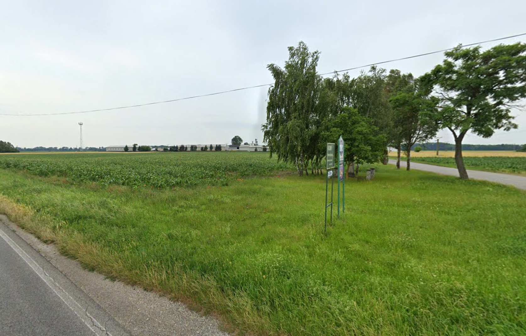 Na predaj pozemok v obci Tomašikovo.