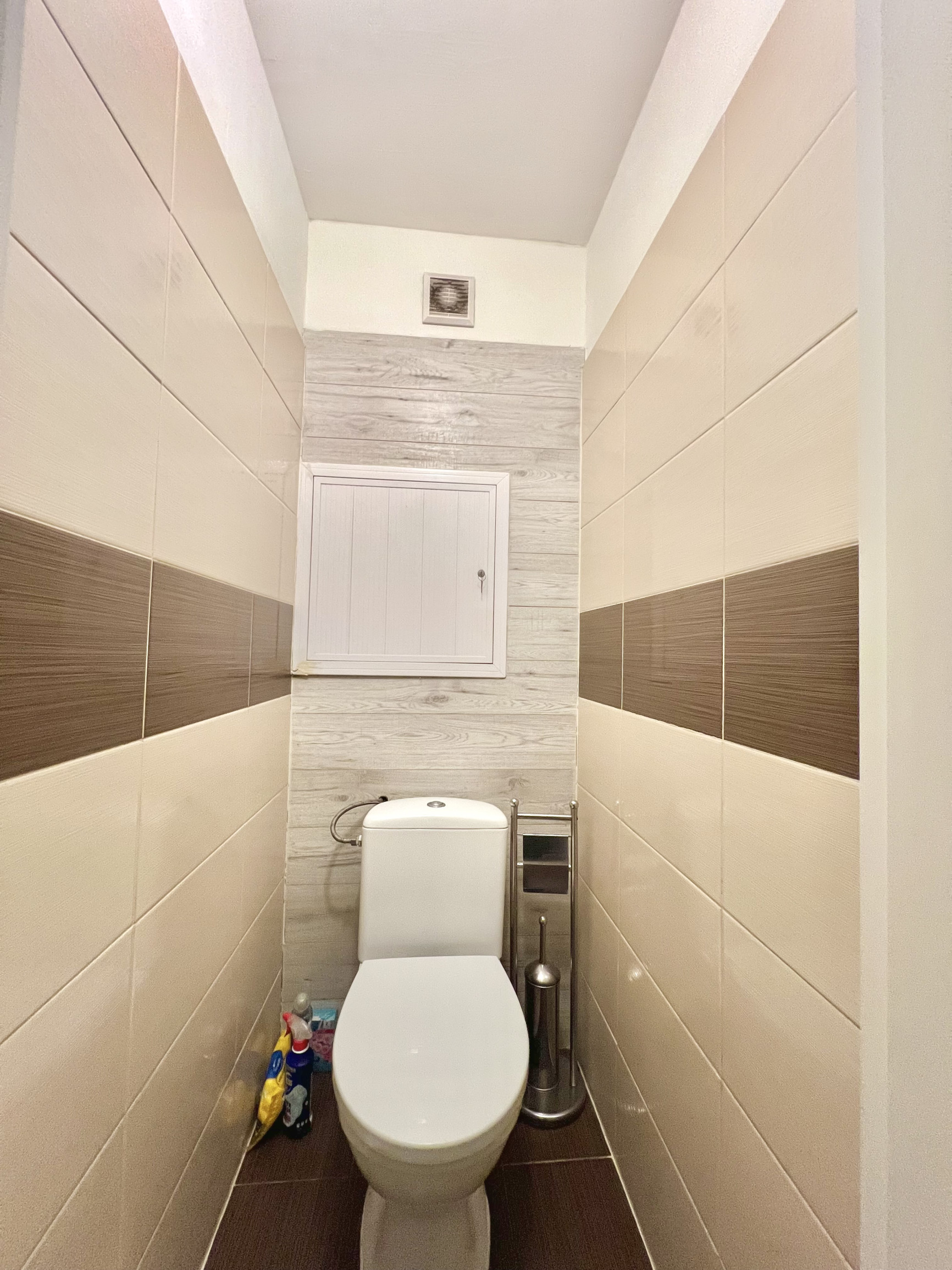 NA PRENÁJOM  IZBA  V  3- IZBOVOM BYTE