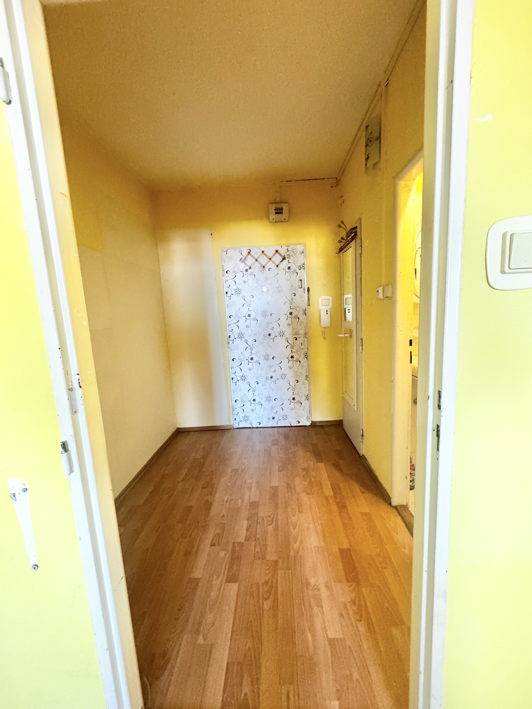 Ponúkame na predaj garzónku | Trenčín – Zámostie