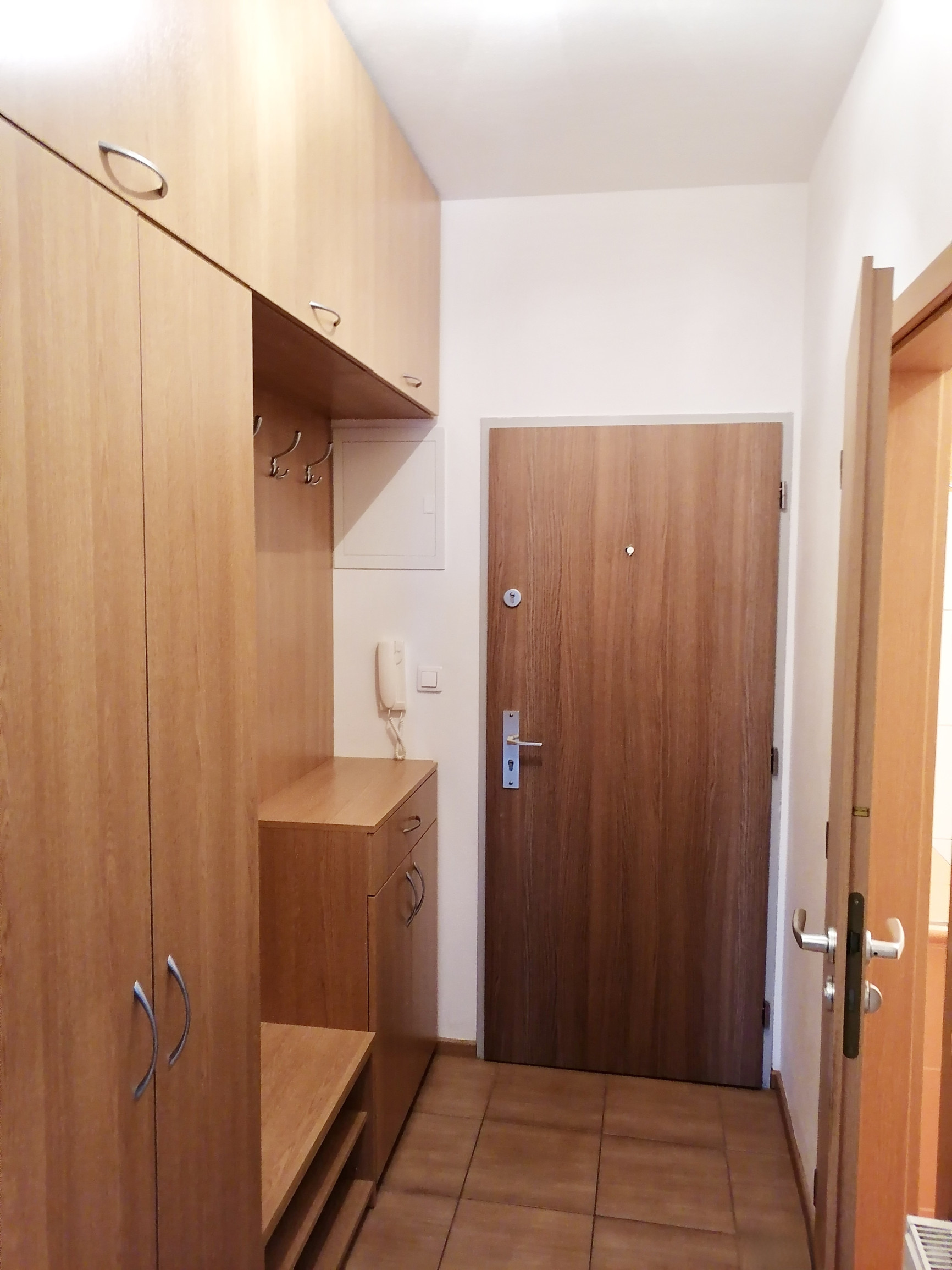 Rezervované Moderný 2-izbový byt s 2 balkónmi, Ilava – SNP