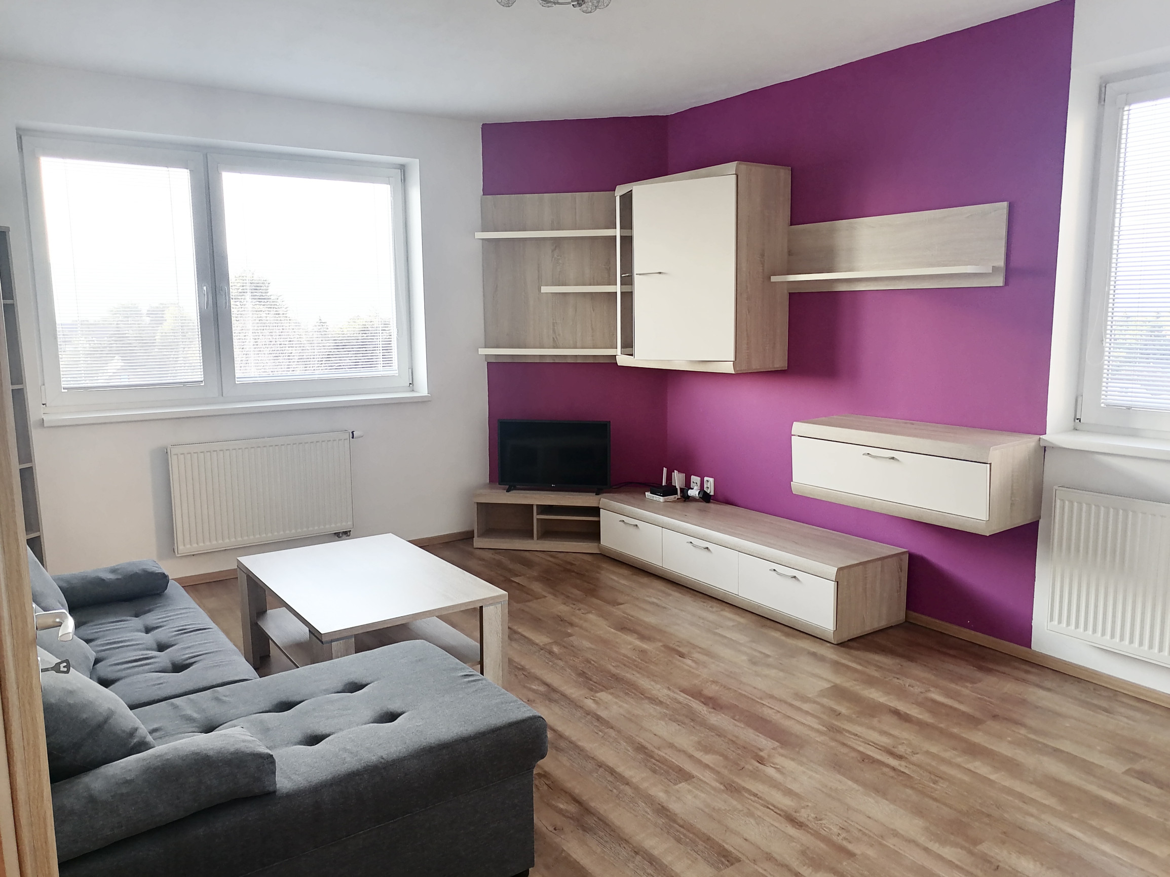 Rezervované Moderný 2-izbový byt s 2 balkónmi, Ilava – SNP