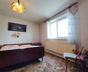 NA PREDAJ - Rodinný dom so záhradou v Sasinkove