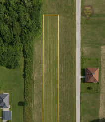 Na predaj: Slnečný stavebný pozemok