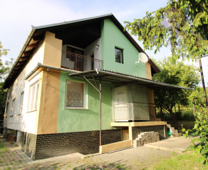 ZNÍŽENÁ CENA - NA PREDAJ - Veľký Rodinný dom Sokolovce