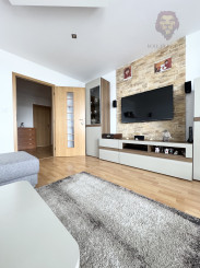 Rezervované  slnečný 77m2 - 3 izbový byt Trenčín