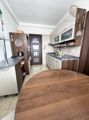 Rezervované  slnečný 77m2 - 3 izbový byt Trenčín