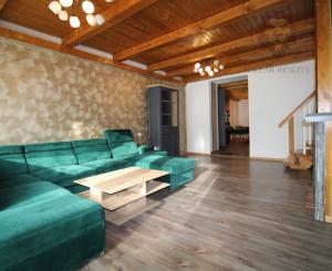 NA PRENÁJOM - Rodinny dom v Zemianskych Sadoch