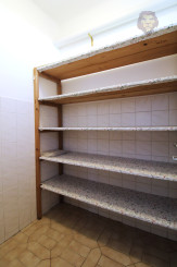 NA PRENÁJOM - 2 - izbový byt v centre Piešťan s parkovaním