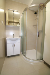 NA PRENÁJOM - 2 - izbový byt v centre Piešťan s parkovaním