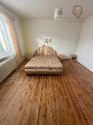 Na predaj: tehlový rodinný dom v Čachticiach.