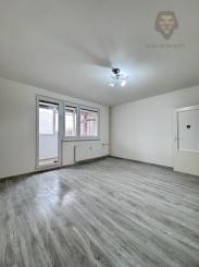 Prenájom Nové Mesto nad Váhom, Športová ulica 1 poschodie