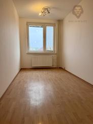 Prenájom Nové Mesto nad Váhom, Športová ulica 1 poschodie