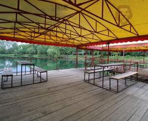 NA PREDAJ - Jazero pri Tomášikove