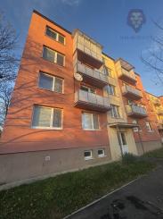 PREROBENÝ 3 izbový byt na predaj  –Trenčín , Západná ulica