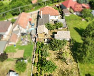 NA PREDAJ - Rodinný dom so záhradou v Sasinkove