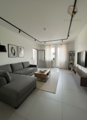 NA PREDAJ | VEĽKOMETRÁŽNY 3-IZBOVÝ BYT –TRENČÍN, SOBLAHOVSKÁ