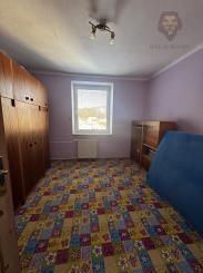 NA PREDAJ | VEĽKOMETRÁŽNY 3-IZBOVÝ BYT –TRENČÍN, SOBLAHOVSKÁ