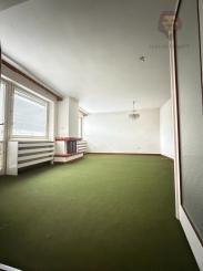 Rodinný dom v pôvodnom stave pár krokov od námestia – Nové Mesto nad Váhom