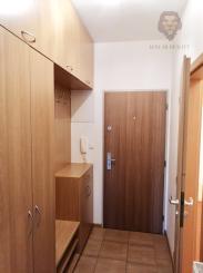 Rezervované Moderný 2-izbový byt s 2 balkónmi, Ilava – SNP