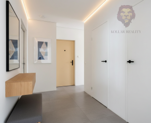 NA PREDAJ | 3-IZBOVÝ BYT | 67 m² + LOGGIA | TRENČÍN