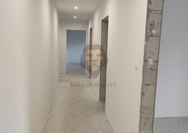 NA PREDAJ RODINNÝ DOM - NOVOSTAVBA - BYSTRIČANY 4-IZBOVÝ , 488m2 POZEMOK