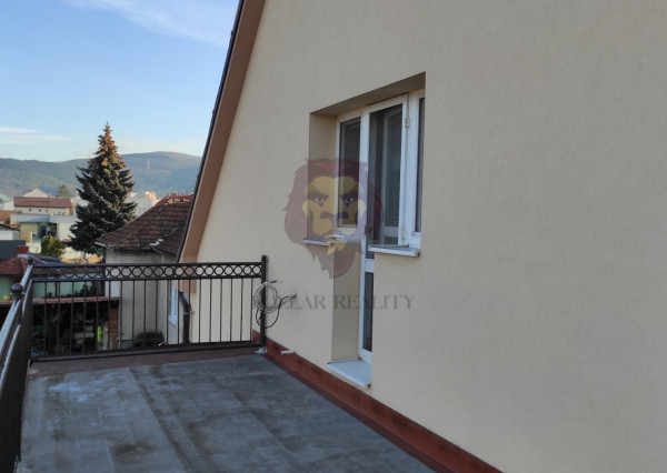 !!Znižená cena!! NA PREDAJ VELKÉ BIELICE - RODINNÝ DOM - 6,5 IZBOVÝ