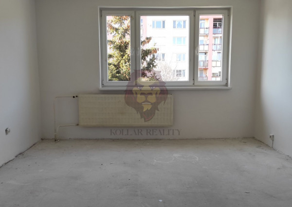 NA PREDAJ PRIEVIDZA , J.FRANCISCIHO 5 IZBOVÝ , 94m2