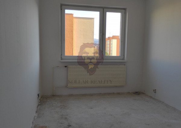 NA PREDAJ PRIEVIDZA , J.FRANCISCIHO 5 IZBOVÝ , 94m2