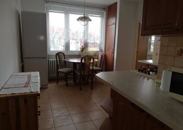 Predaj 4-izbový byt so záhradkou v Cíferi