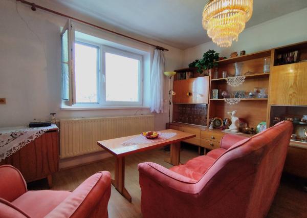 NA PREDAJ - Rodinný dom so záhradou v Sasinkove