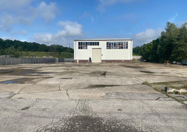 NA PREDAJ - Administratívno-priemyselný areál Vlčie Hory