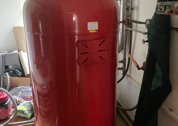 NA PREDAJ - Administratívno-priemyselný areál Vlčie Hory