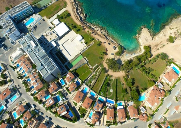 NA PREDAJ VILA - PROTARAS CYPRUS - ZAHRANIČIE