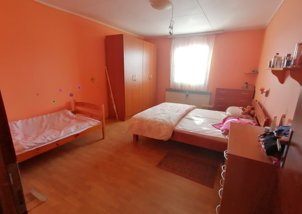 NA PREDAJ RODINNÝ DOM V OBCI - POLIANKA - MYJAVA