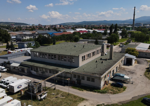 ZNÍŽENÁ CENA!! NA PREDAJ VÝROBNA HALA  -NOVÉ MESTO NAD VÁHOM